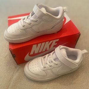 Toddler/Little Kids White Nikes Nike Court Borough Low 2 Size 9c